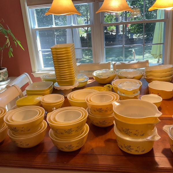 Vintage 1972 Pyrex Shenandoah Pattern Cinderella Bowls, Nesting Bowl Sets, Yellow Refrigerator 503’s Yellow Nesting, Yellow Chips and Dip