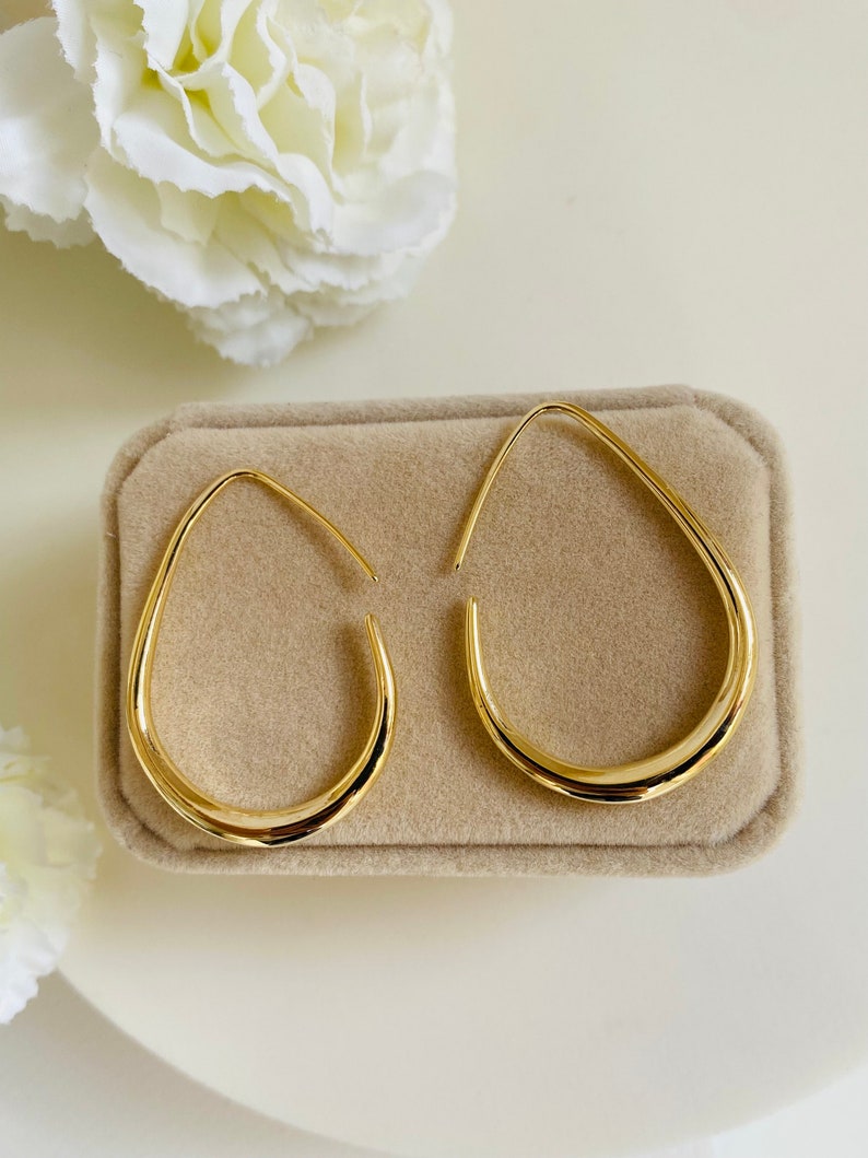 Gold-plated Teardrop hoop Earrings, Mother's day gift, Waterdrop Earrings, Large Oval Earrings, Minimalist Earring, Geometric Earrings image 6