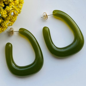 Avocado Green Chunky Square Hoop Earrings, Midi Tortoise Shell Hoop Earrings, Acetate Hoop Earrings, Midi Resin Square Hoop Earrings