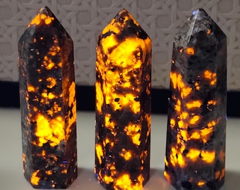 2.8inches+ Natural Yooperlite Obelisk，Crystal Tower，Flame&#39;s stone Point，Energy Crystal Wand，Home Decor，Healing Point，Crystal Gifts