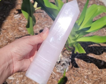 Mangano Calcite Tower UV Reactive Pink Calcite Crystal Gift Kristalle Gift for Her