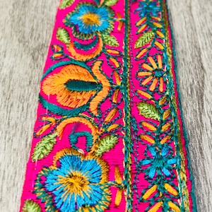 Paisley Indian Embroidered Border Crafting Sewing Decorative Fabric Sari Trim Cushions Cover Trimming Paisley Ribbons Tapes| FabStitchIN