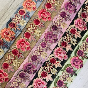 Bellissimi nastri con motivi floreali / nastro per abbellimento di sari ricamato, bordo per cucito indiano, tessuto in organza beige / FabStitchIN
