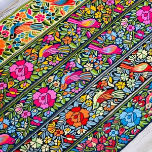 Birds design Decorative Trim | Embroidered Sari Border Silk Sari Fabric Silk Ribbon Indian Fabric Table Runner Lehengas crafts | FabStitchIN