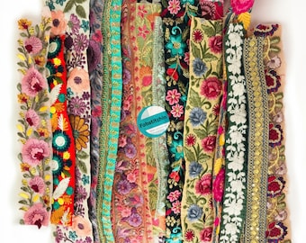 10 Random Trim remnants, sari fabric scraps, silk fabric scraps, sari trim remnants, saree border, Assorted Silk Trims for DIY Junk Journal