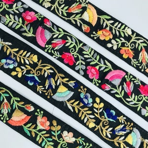 9 Yards Wholesale Multi-colored Bohemian Fabric Trim-Art Quilt Table Runner-Embroidered Silk Sari Ribbon Border-Silk Sari India Fabric Trim