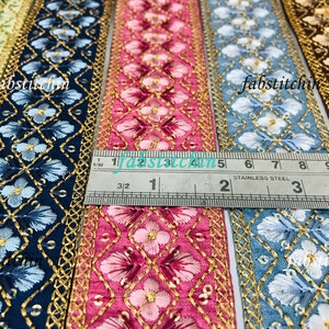 9 Yards Indian embroidered Ribbon Sari Fabric Lace Trim, Table Runner-Art Quilt fabric trim-Silk Sari Border Trim-Silk Fabric Trim zdjęcie 3