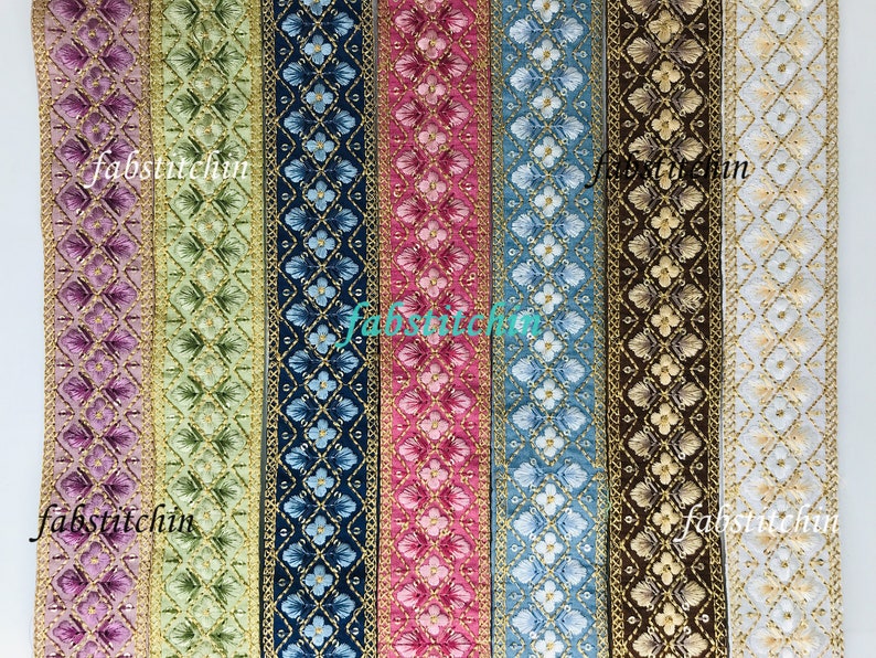 9 Yards Indian embroidered Ribbon Sari Fabric Lace Trim, Table Runner-Art Quilt fabric trim-Silk Sari Border Trim-Silk Fabric Trim zdjęcie 2