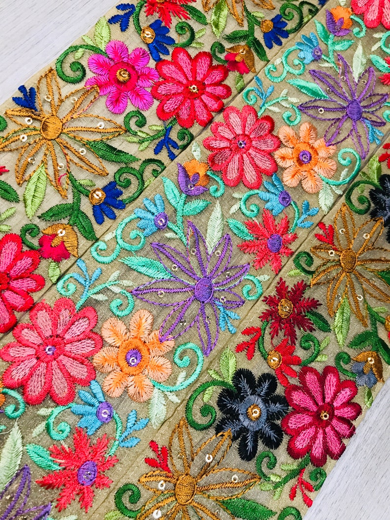 Beautiful Floral Design Trim Embroidered Border Crafting Etsy
