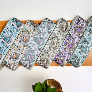 9 Yards Floral Embroidered Multi Colour Sari fabric Indian trim Sari Border Trim-Lehenga Fabric Boho-Journal Dupatta Art Quilt Boho Bag Trim