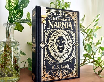 Omnibus The Chronicles of Narnia Rebound Book | Gold Details | Charm Bookmark | Narnia Collectible