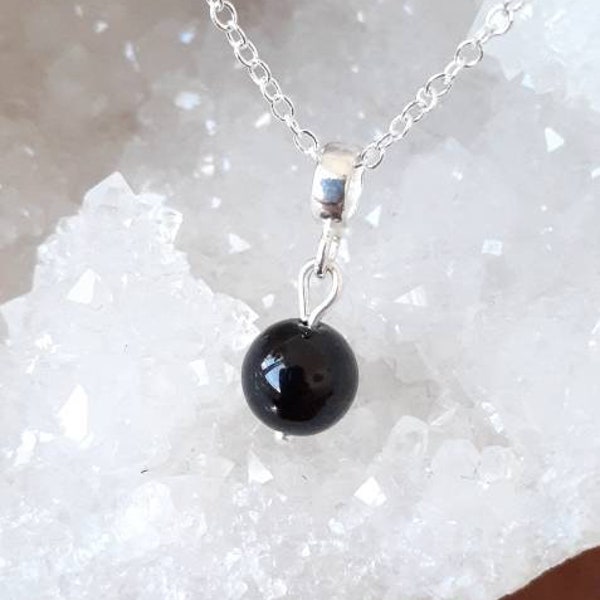 Pendentif black onyx unique en Argent massif Collier chaîne argent massif Perle Protection Charme Pierre naturelle Cadeau femme Anniversaire