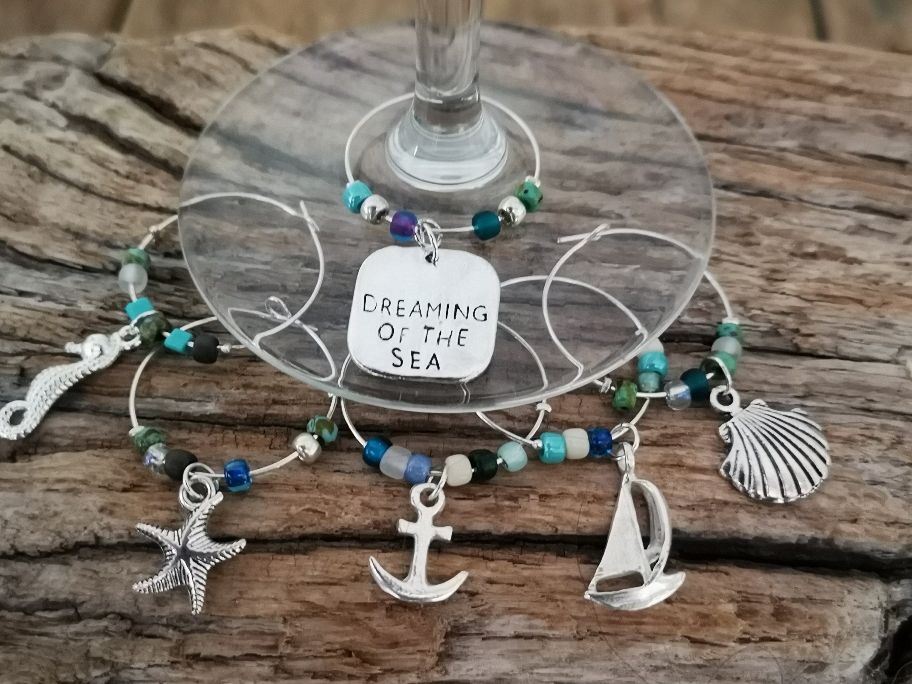 Charmes de Verre à Vin sur Le Thème La Plage Nautique 6, Étoile Mer, Coquillage, Bateau, Ancre, Hipp