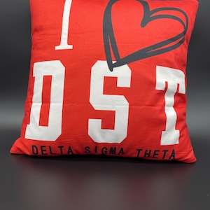Delta Sigma Theta Decorative Pillow Covers I love Delta