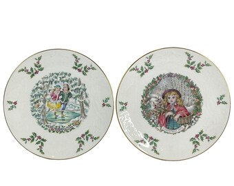 Royal Doulton Christmas Plates Set of 2 1977 & 1978 Bone China 8 1/4" Vintage