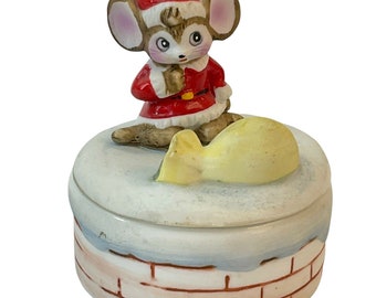 Homco Vintage Christmas Trinket Box Santa Mouse & Presents Bag on Chimney 8901