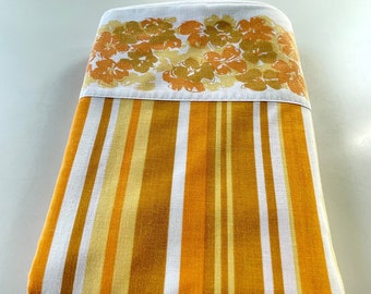 Vintage 70s bedsheet, double / full, fitted or flat sheet, 1970s floral & striped orange bedding, different sizes: double or twin, TruPress