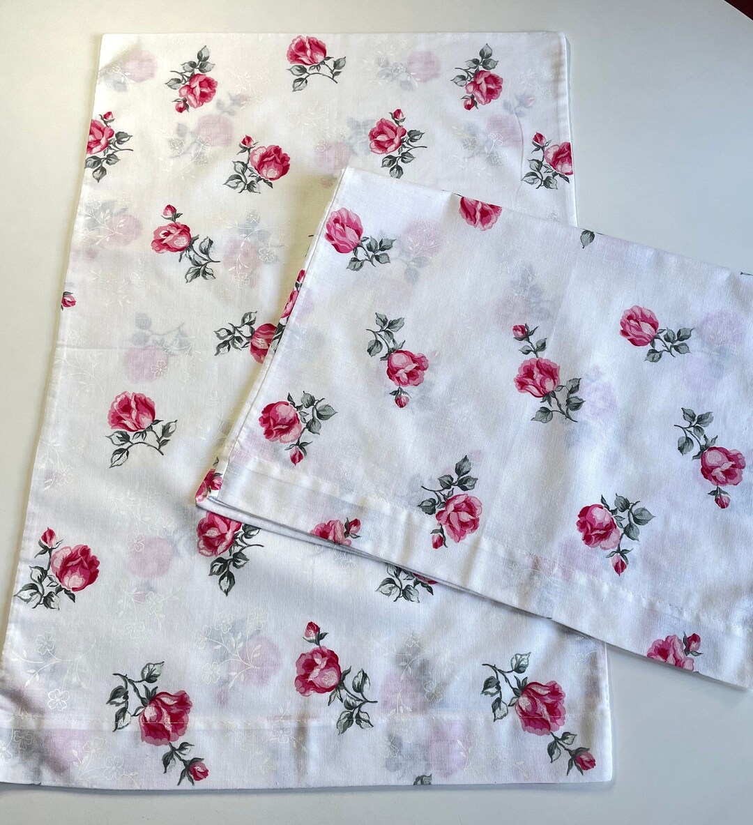 Vintage 70s Pillowcases Set Pair of 1970s Floral Pillowcases Etsy