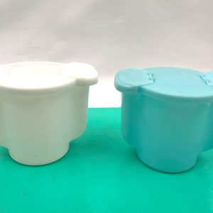 Vintage Tupperware Sugar Bowl / Blue Sugar Container / RV Sugar Container /  Retro kitchen / Vintage Tupperware