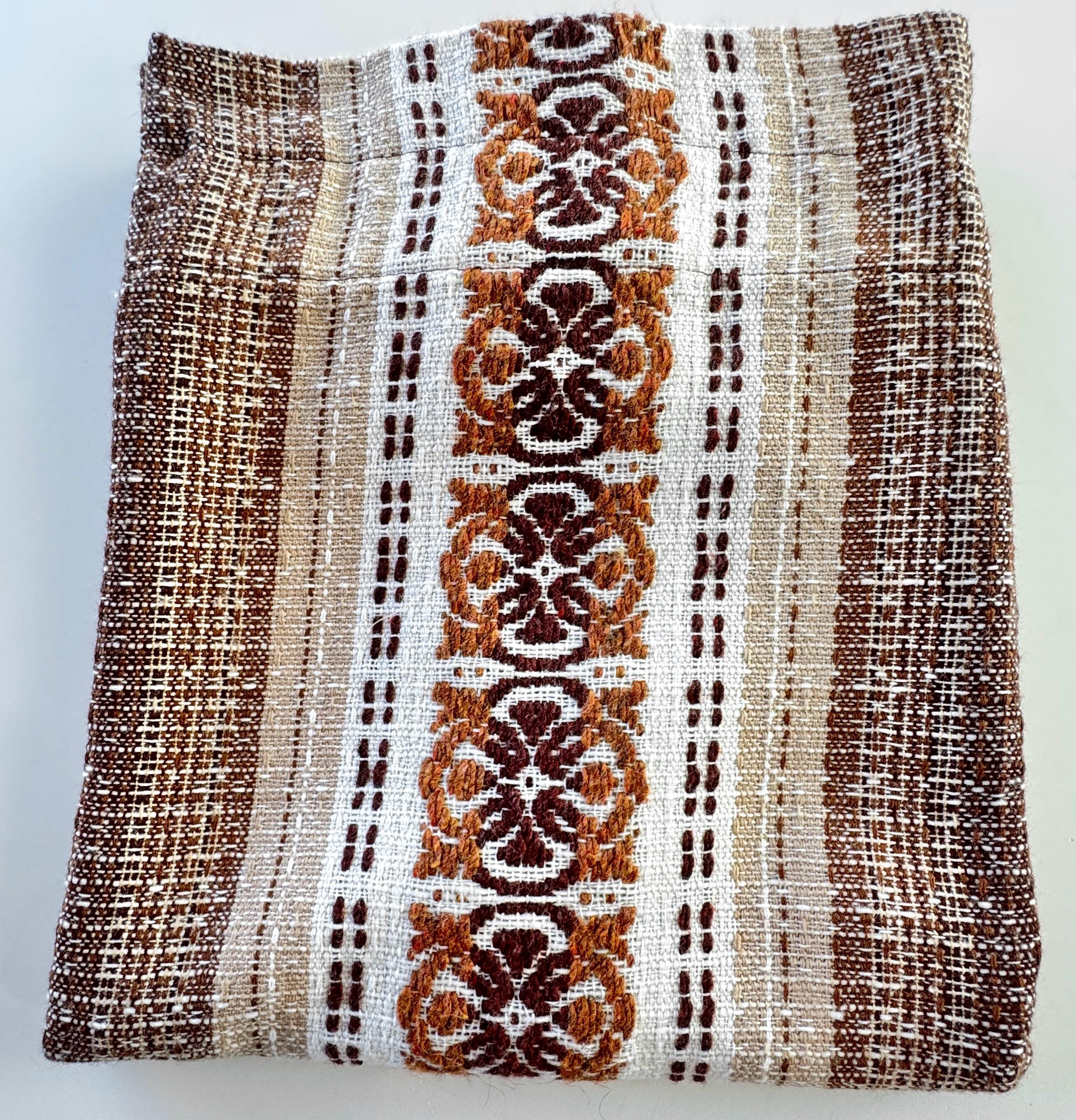 Vintage 80s curtain, beige, rust, brown stripes, groovy pattern, thick woven single panel, 1980s rod window treatment, 28" long x 47" wide
