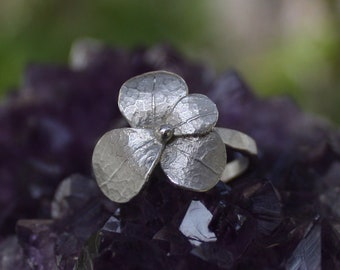 Sweet blossom ring,sterling silver flower ring.