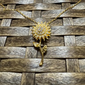 Gold Spinning Sunflower (Type #2) Necklace with Cubic Zirconia – Anxiety Relief Jewelry