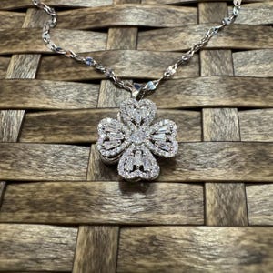 Silver Spinning Clover Necklace with Cubic Zirconia – Anxiety Relief Jewelry