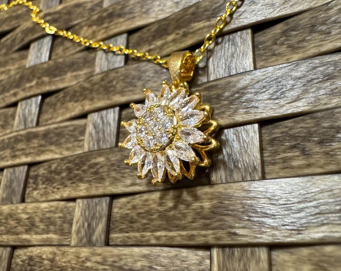 Spinning Gold Sunflower Necklace, Gold Sunflower Spinner Necklace, Gold Sunflower Fidget Necklace
