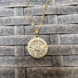 Anxiety White Spinning Sunflower Pendant Necklace, Spinning Flower Necklace, Charm Necklace, Anxiety Relief Jewelry, Fidget Necklace