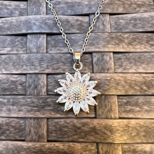 Silver Sunflower Necklace, Flower Charm, Dainty Sunflower Pendant, Gift for Women, Girls