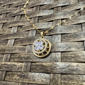 Gold Spinning Clover (Type #4) Necklace with Cubic Zirconia – Anxiety Relief Jewelry