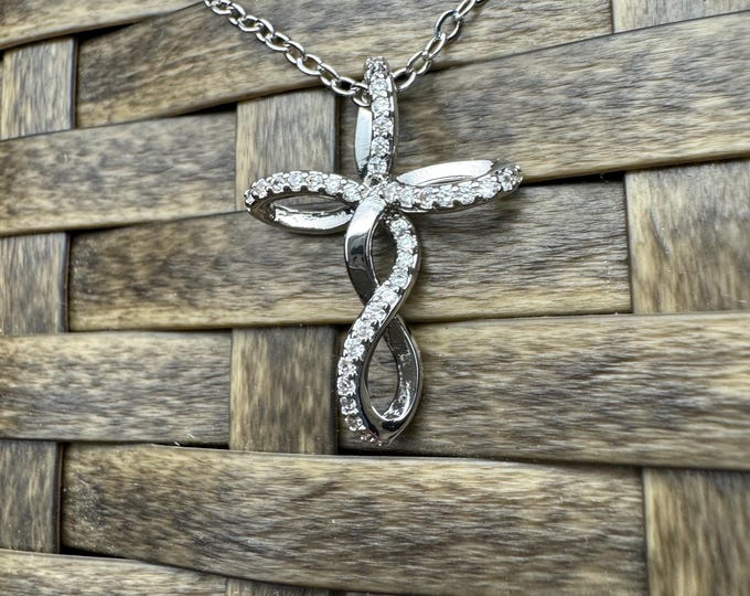 Silver Cross Necklace (Type #1). Christian Jewelry. Minimalist Protection Necklace. Dainty Cross Pendant. Religious Jewelry for Women