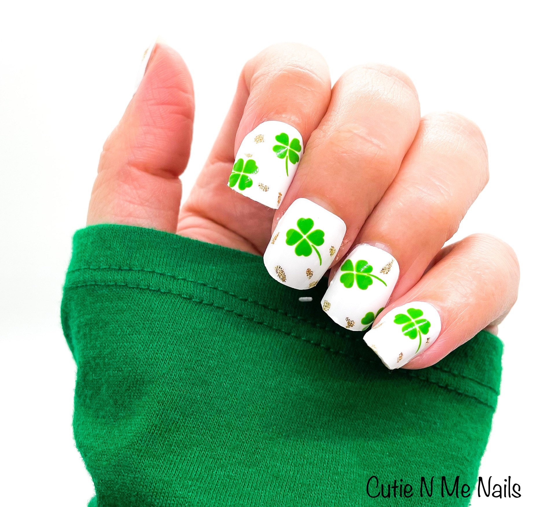 Whaline 6 Pieces St. Patrick's Day Nail Stamping Plates Kit Lucky Shamrock  Rainbow Image Stamp Templates Irish Nail Art Plates for St. Patrick's Day  DIY Print Manicure Salon Design Gift