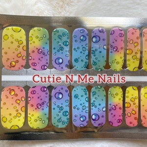 Summer Fun Bubbles/ 100% Nail Polish Wraps/ Nail Strips