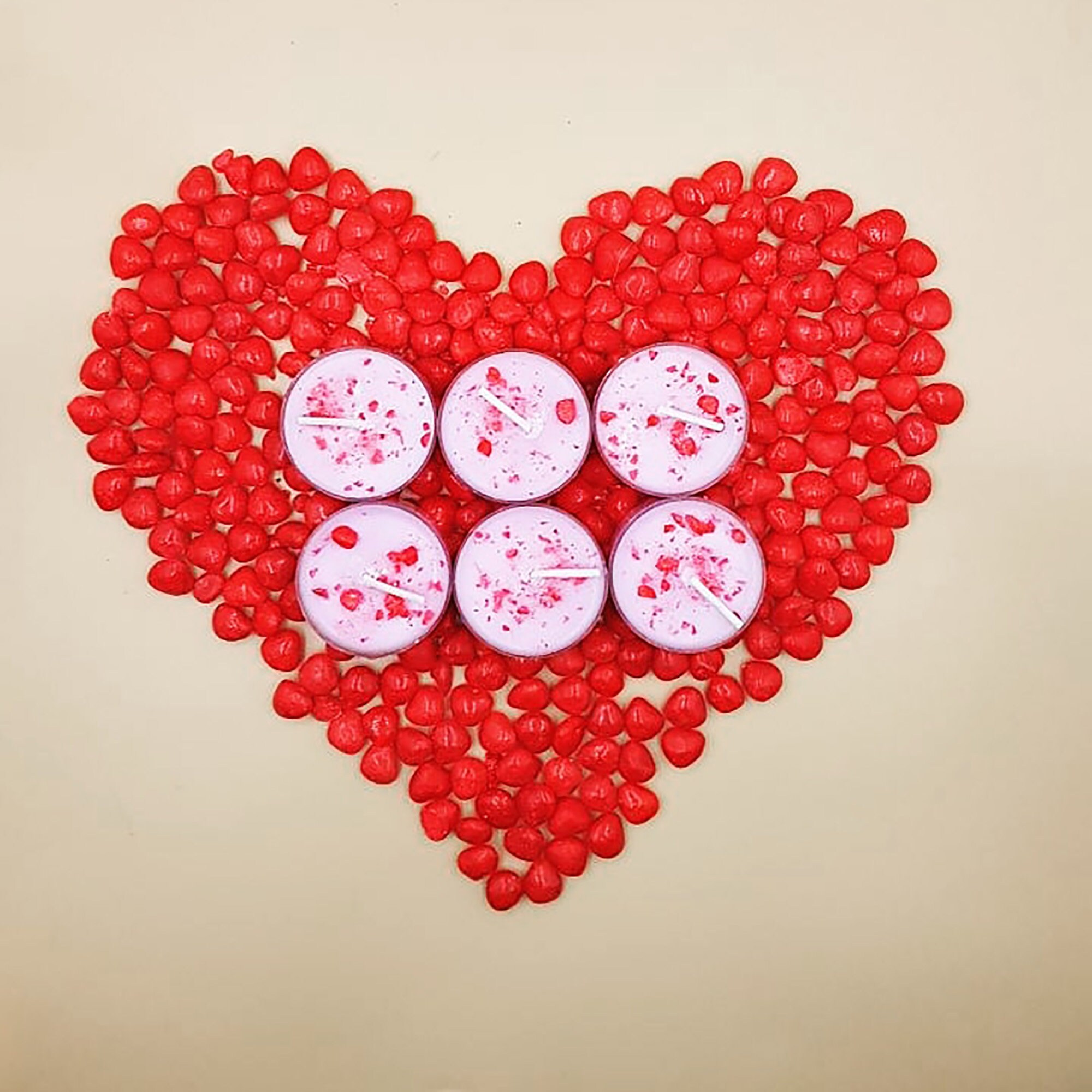 Cinnamon Hearts Set of 6 Cinnamon Heart Scented Soy Tea Lights 100