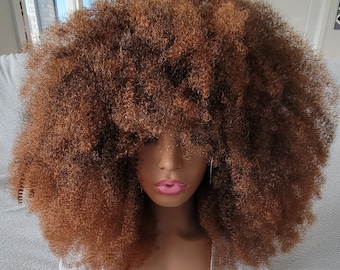 Peluca afro rizada de cabello 4c de aspecto natural hecha a mano.