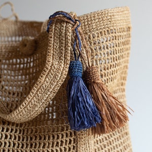 Handmade raffia bag, women's bag, summer bag, natural, hand-woven, made in Madagascar, shoulder bag, handmade image 3