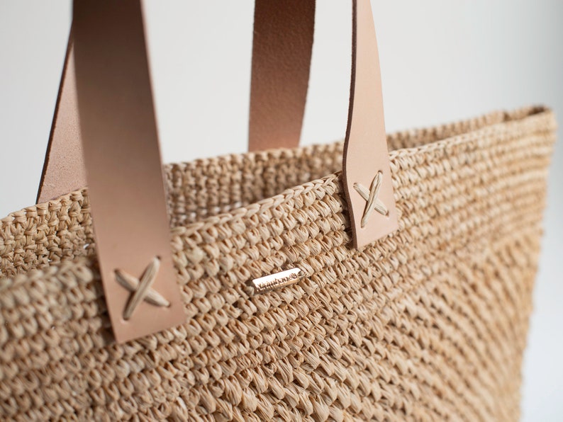 Handmade raffia bag, beach bag, women's bag, summer bag, natural, hand-woven, made in Madagascar, shoulder bag, image 7