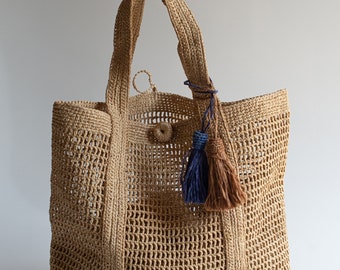 Handgemachte Basttasche, Damentasche, Sommertasche, Natur, handgeflochten, made in Madagascar, Umhängetasche, handgefertigt