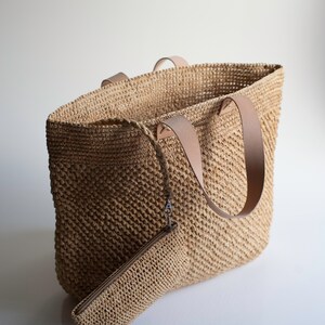 Handmade raffia bag, beach bag, women's bag, summer bag, natural, hand-woven, made in Madagascar, shoulder bag, image 6