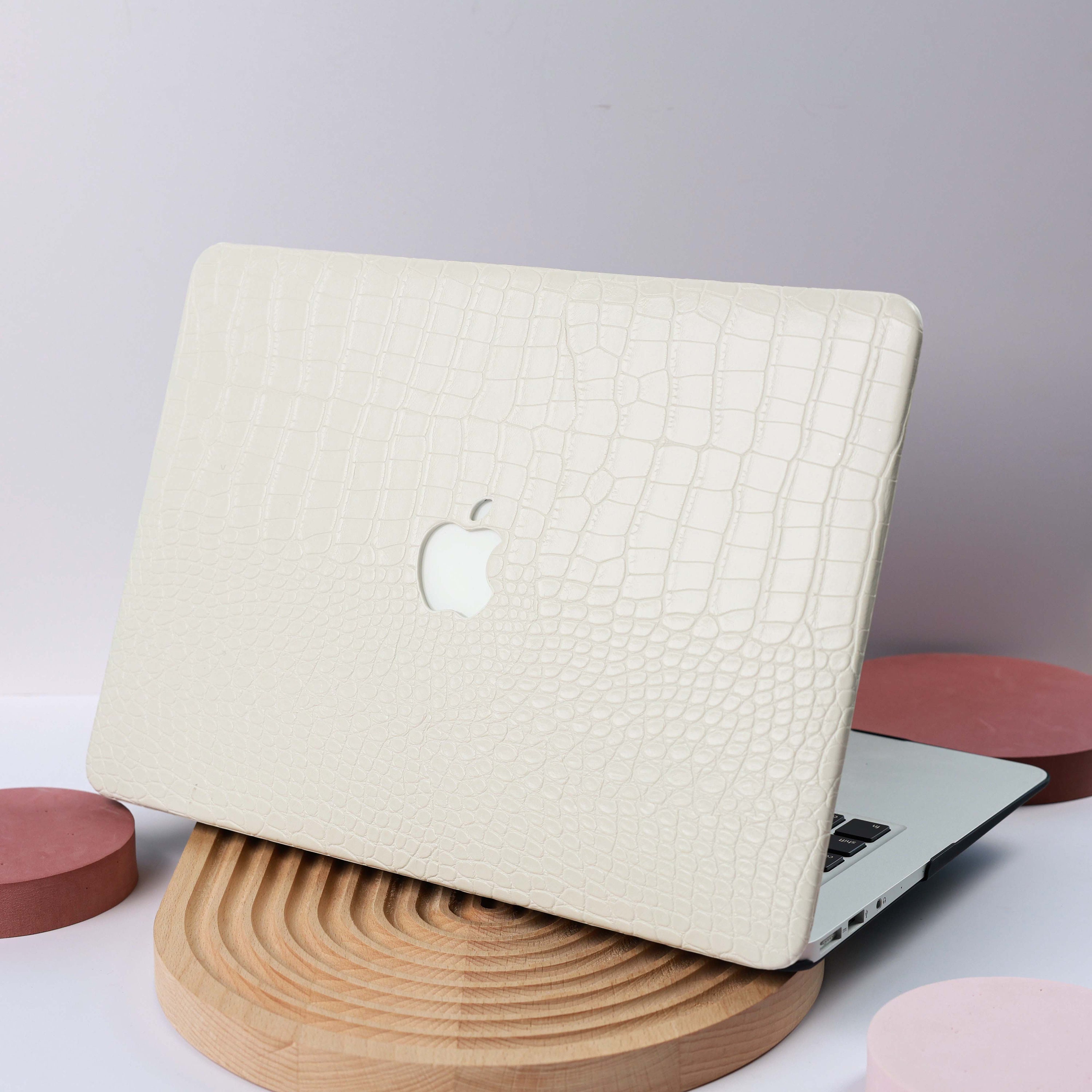 New White Macbook