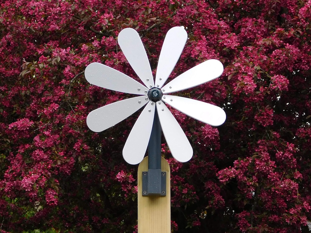 Weißes DekoWindrad für den Garten, Windmühle modern, Windspiel Metall