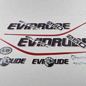Könnte beinhalten: Ein Satz schwarzer und weißer Evinrude 250 Aufkleber mit roten Akzenten. Die Aufkleber enthalten das Evinrude Logo, den Text "Evinrude 250" und den Text "Saltwater Edition".