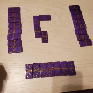 Custom resin dominoes