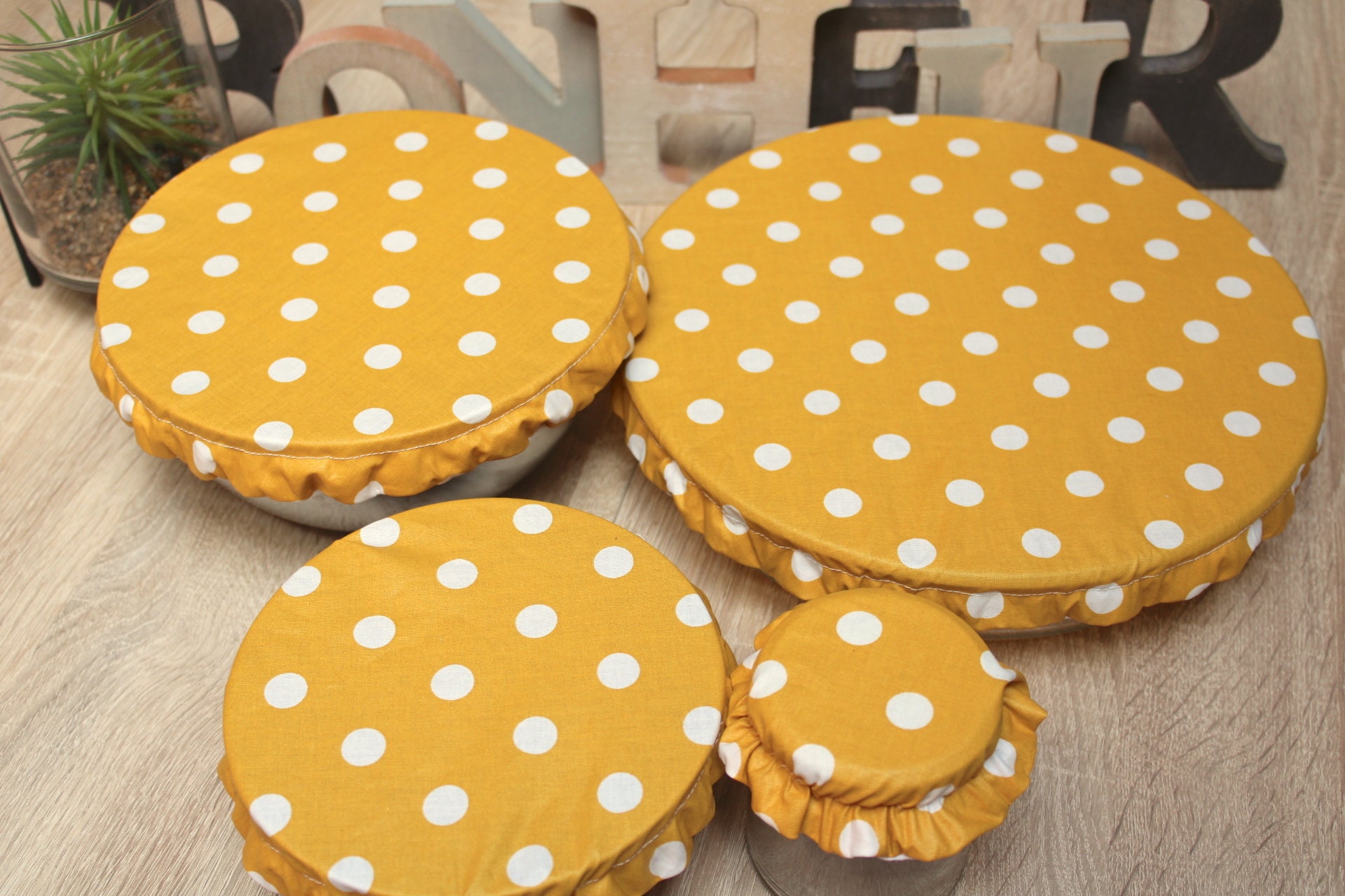 Charlotte Couvre-Plat à Motif Réutilisable