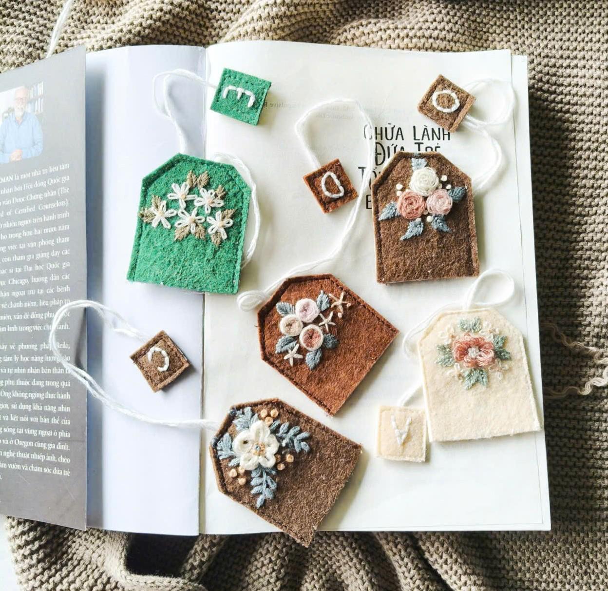 Custom Hand Embroidered Tea Bag Bookmark,custom Book Lover Gift ...