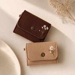 Personalized Trifold Wallet, Hand Embroidered Linen Wallet, Custom Name Wallet, Small Women's Wallet, Handmade Floral Wallet Gift
