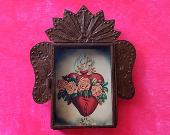 Color y Tradicion Mexican Tin Cross Wall Hanging Folk Art Handmade Sacred Heart # 118 Color y Tradicion Mexican Tin Cross Wall Hanging Folk Art Handmade Sacred Heart # 118