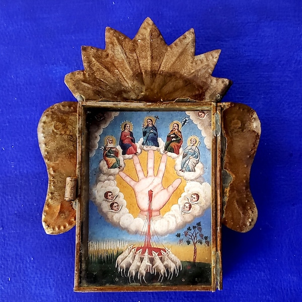 Rustic Mexican tin nicho  Mano Poderosa Powerful hand  wall hanging folk art rusty catholic shrine shadow box