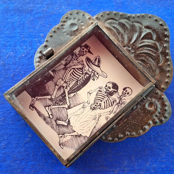 Rustic Mexican tin nicho Day of the dead Mexican couple dancing fiesta wall hanging folk art rusty shrine shadow box retablo